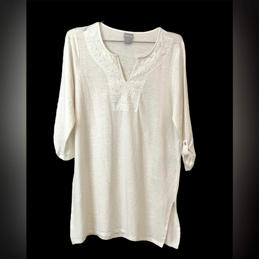NWOT Embroidered & sequin tunic tee w/convertible sleeves